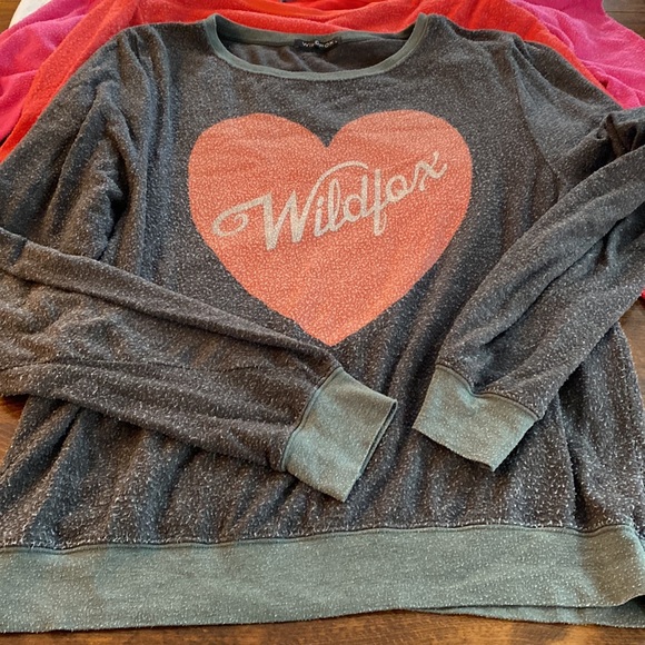 Wildfox Bundle size Lg - Picture 2 of 9